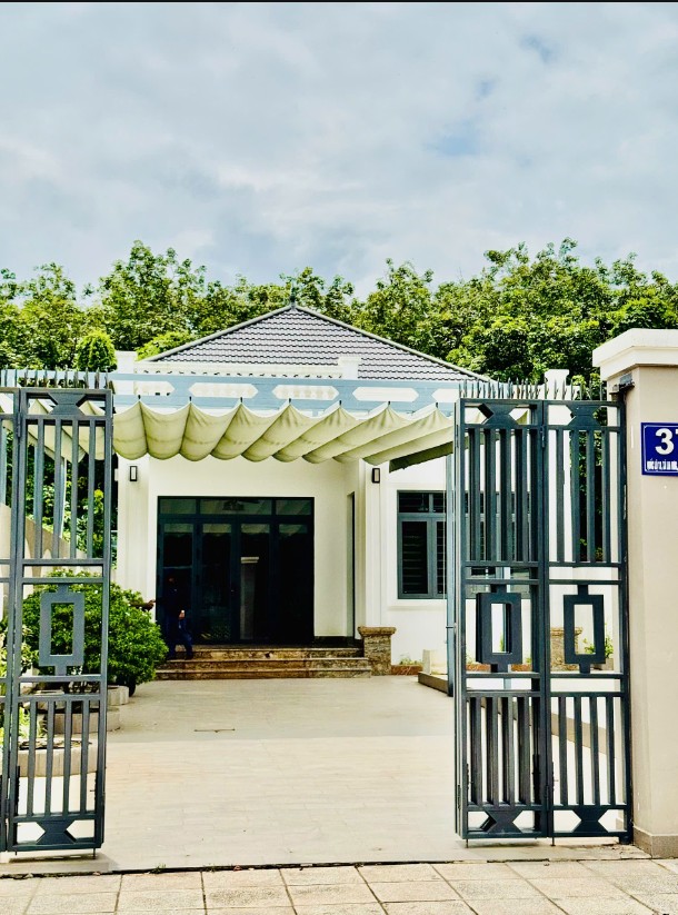 ✨ BIỆT THỰ MẶT TIỀN QL13 – SIÊU PHẨM ĐẦU TƯ HIẾM CÓ TẠI BẾN CÁT ✨